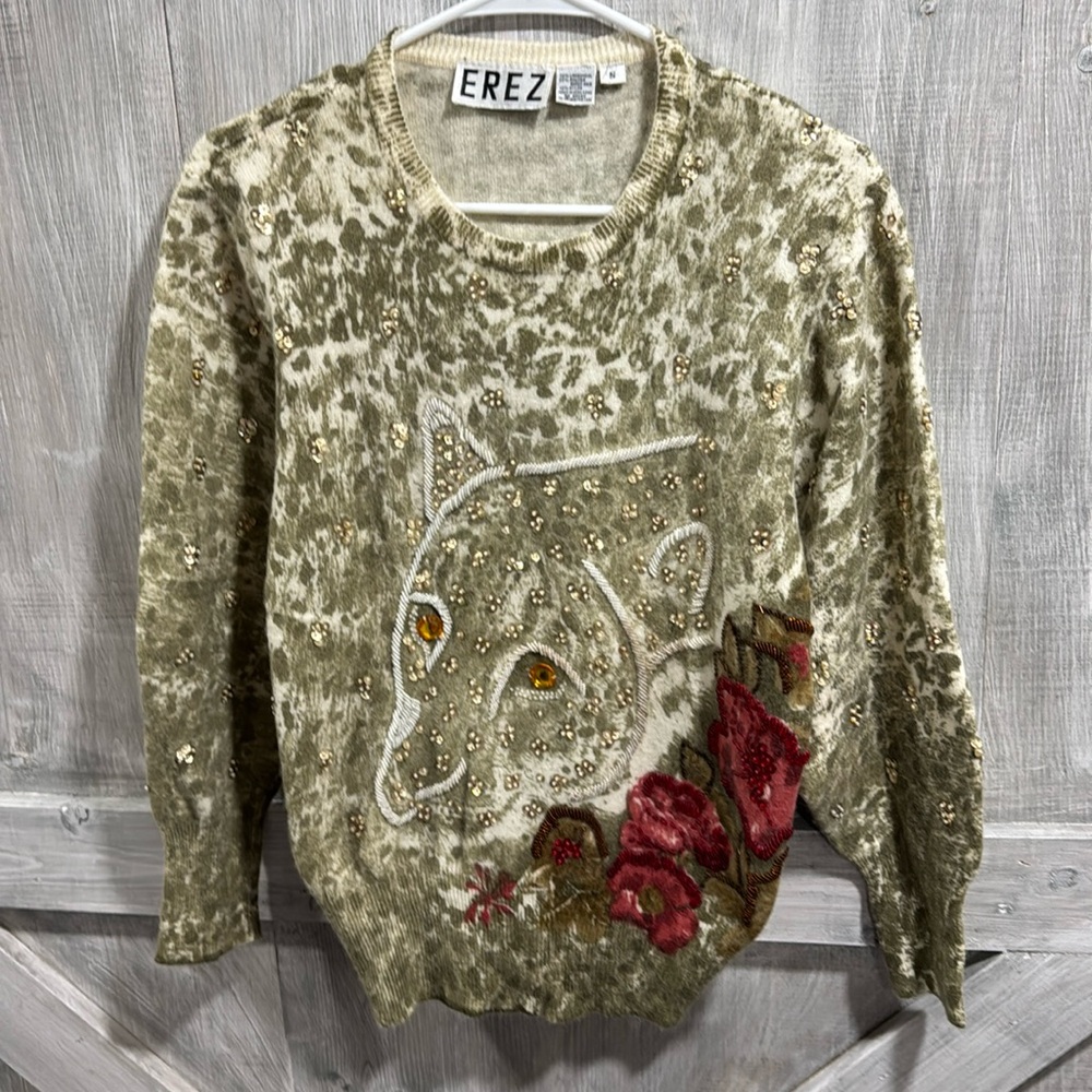 Erez S sweater. M1